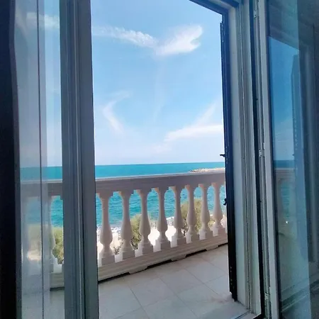 Vento Di Bolina Bed & Breakfast Giovinazzo